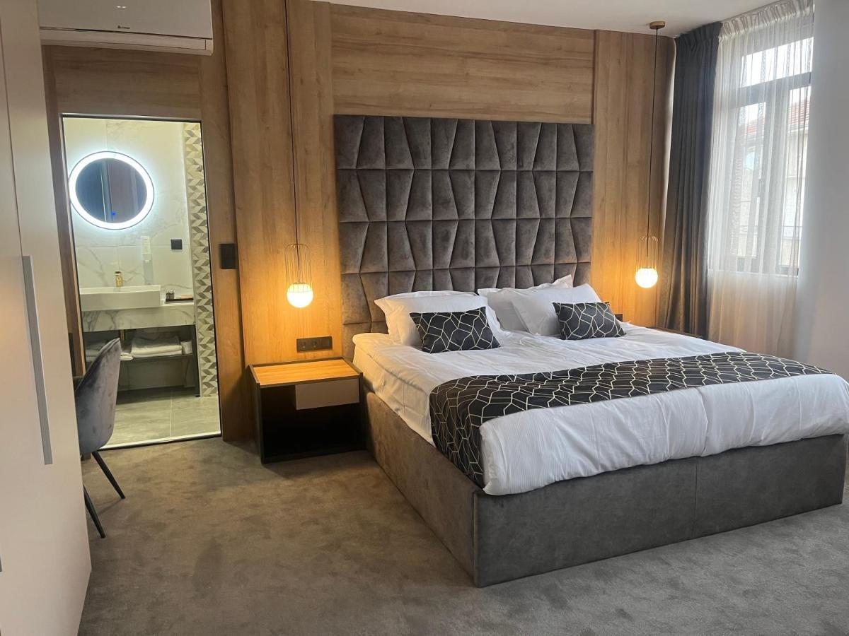 Hotel Niks Севлієво Екстер'єр фото