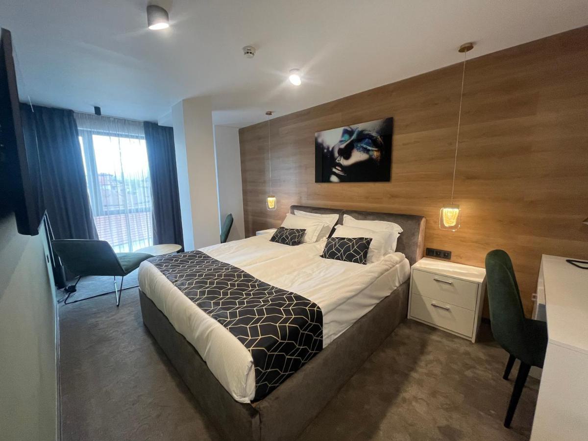 Hotel Niks Севлієво Екстер'єр фото
