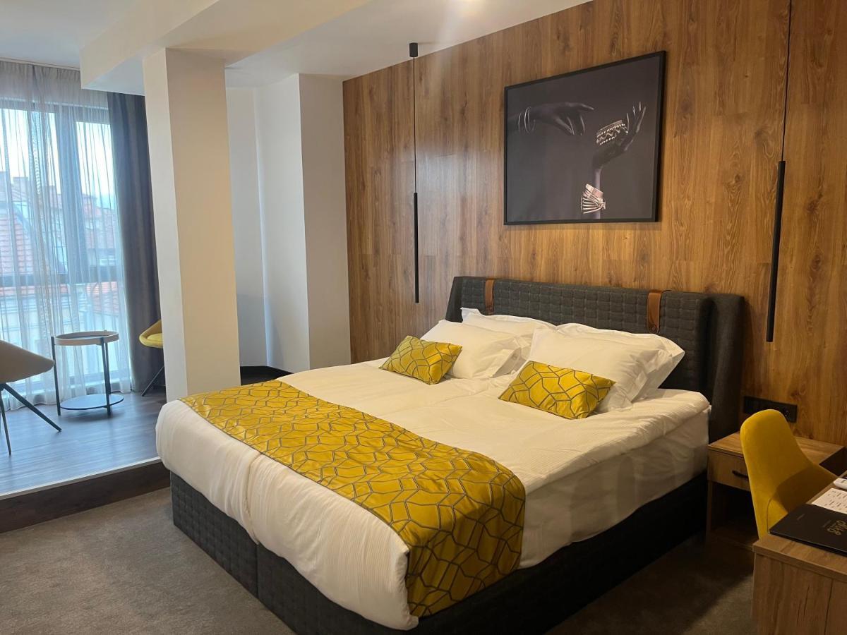 Hotel Niks Севлієво Екстер'єр фото